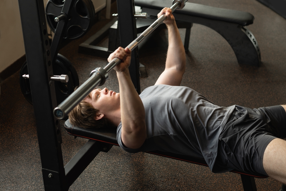 Starkare bröst och axlar med justerbar träningsbänk
